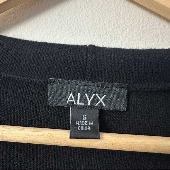 Alyx Women's Black and Gray Cardigan - Picture 4 of 5